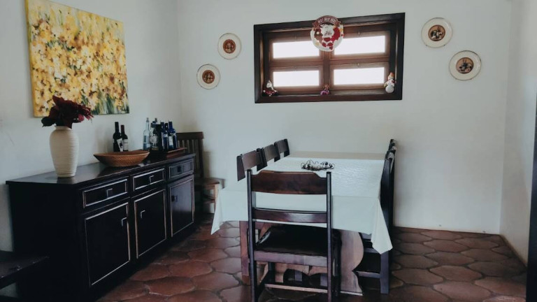 Imagem Casa com 4 Quartos à Venda, 350 m² em Campinas Imagem Casa com 4 Quartos à Venda, 350 m² em Campinas