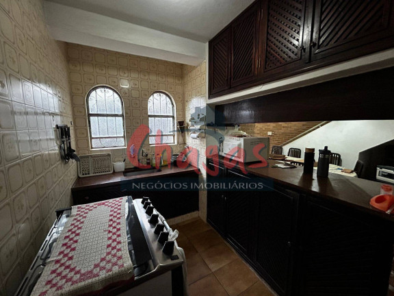 Imagem Sobrado com 4 Quartos à Venda, 212 m² em Centro - Caraguatatuba Imagem Sobrado com 4 Quartos à Venda, 212 m² em Centro - Caraguatatuba