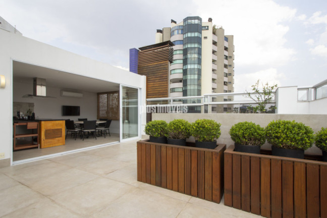 Apartamento com 3 Quartos à Venda, 373 m² em Real Parque - São Paulo