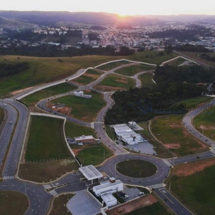 Imagem Casa de Condomínio com 3 Quartos à Venda, 190 m² em Residencial Fazenda Santa Rosa - Fase 1 - Itatiba Imagem Casa de Condomínio com 3 Quartos à Venda, 190 m² em Residencial Fazenda Santa Rosa - Fase 1 - Itatiba