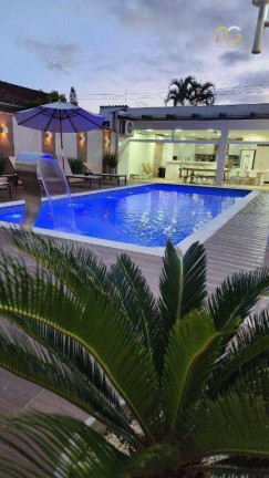 Imagem Sobrado com 8 Quartos à Venda, 500 m² em Balneário Flórida - Praia Grande Imagem Sobrado com 8 Quartos à Venda, 500 m² em Balneário Flórida - Praia Grande