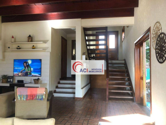 Imagem Casa com 3 Quartos à Venda, 373 m² em Vila Verde - Itapevi Imagem Casa com 3 Quartos à Venda, 373 m² em Vila Verde - Itapevi