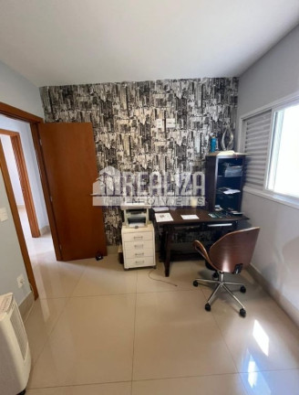 Imagem Apartamento com 4 Quartos à Venda, 172 m² em Santa Maria - Uberaba Imagem Apartamento com 4 Quartos à Venda, 172 m² em Santa Maria - Uberaba