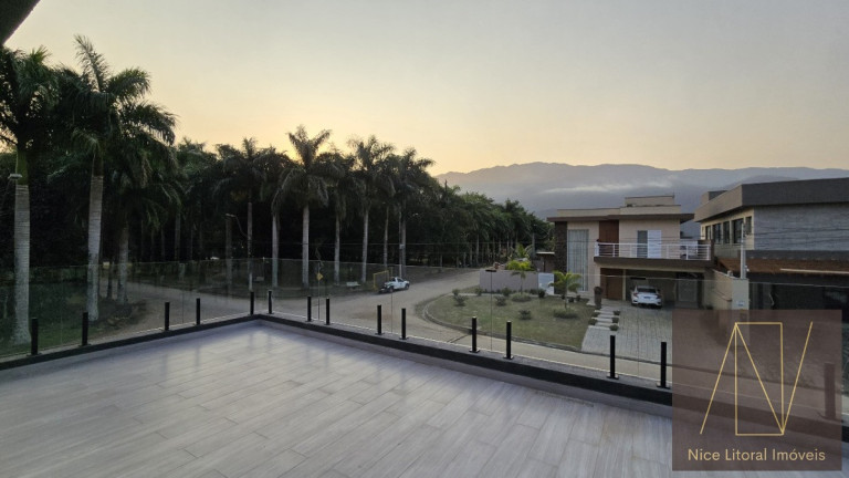 Imagem Sobrado com 4 Quartos à Venda, 300 m² em Massaguaçu - Caraguatatuba