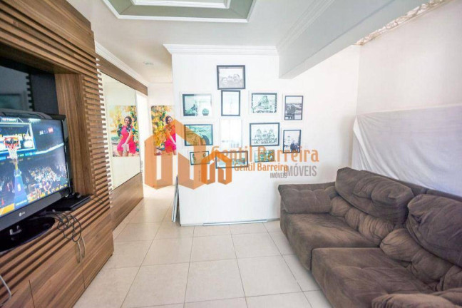 Imagem Casa com 4 Quartos à Venda, 230 m² em José De Alencar - Fortaleza