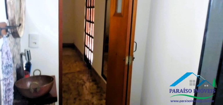 Imagem Casa com 5 Quartos à Venda, 3 m² em Centro - Itapeva Imagem Casa com 5 Quartos à Venda, 3 m² em Centro - Itapeva