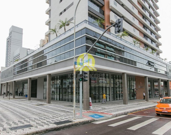 Sala Comercial à Venda, 80 m² em Centro - Curitiba