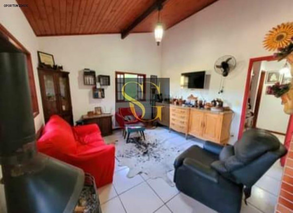 Imagem Casa de Condomínio com 3 Quartos à Venda, 420 m² em Albuquerque - Teresópolis