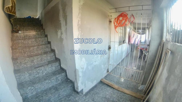 Imagem Casa com 2 Quartos à Venda, 394 m² Imagem Casa com 2 Quartos à Venda, 394 m²