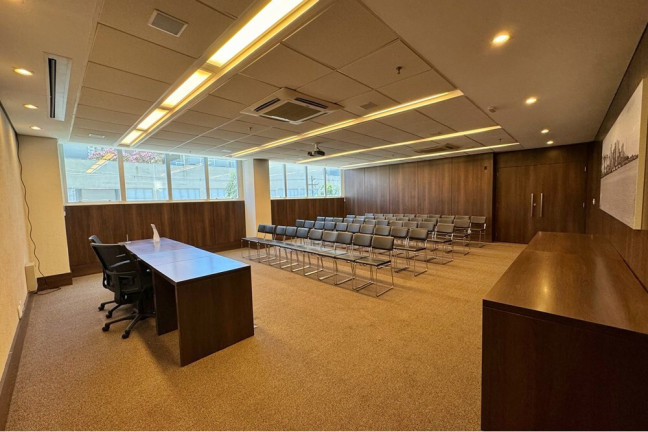 Imagem Sala Comercial à Venda, 35 m² em Jardim Botânico - Porto Alegre Imagem Sala Comercial à Venda, 35 m² em Jardim Botânico - Porto Alegre