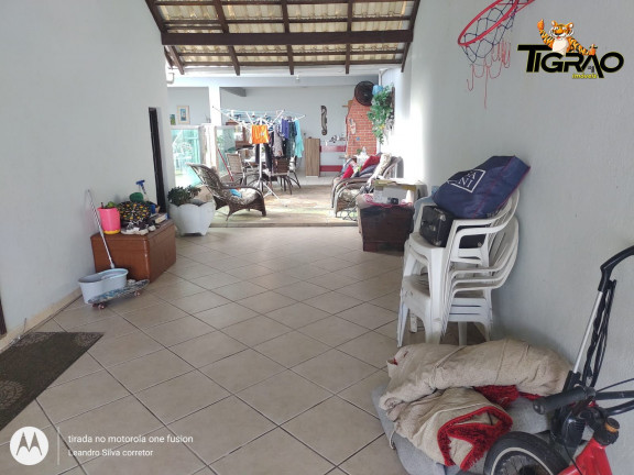 Imagem Casa com 2 Quartos à Venda, 300 m² em Centro - Navegantes Imagem Casa com 2 Quartos à Venda, 300 m² em Centro - Navegantes