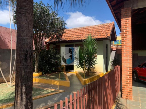 Imagem Casa com 4 Quartos à Venda, 180 m² em Centro - Tatuí