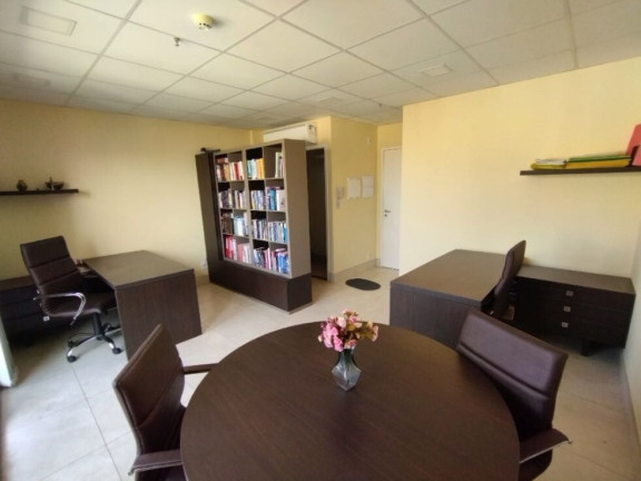 Sala Comercial à Venda, 30 m² em Vila Prudente - São Paulo