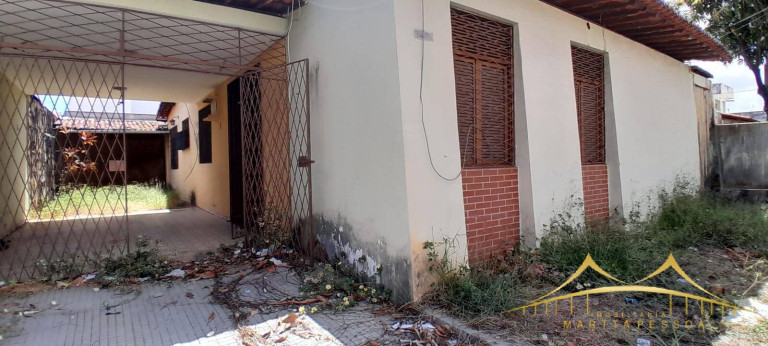 Imagem Casa com 3 Quartos à Venda, 161 m² em Candelária - Natal Imagem Casa com 3 Quartos à Venda, 161 m² em Candelária - Natal