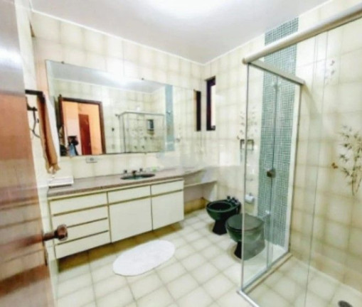 Imagem Casa com 5 Quartos à Venda, 427 m² em Centro - Guaratuba