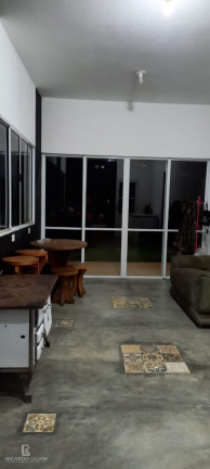 Imagem Imóvel com 4 Quartos à Venda, 1.124 m² em Centro - Guararema Imagem Imóvel com 4 Quartos à Venda, 1.124 m² em Centro - Guararema