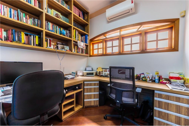 Imagem Casa com 4 Quartos à Venda, em Penha De França - São Paulo Imagem Casa com 4 Quartos à Venda, em Penha De França - São Paulo