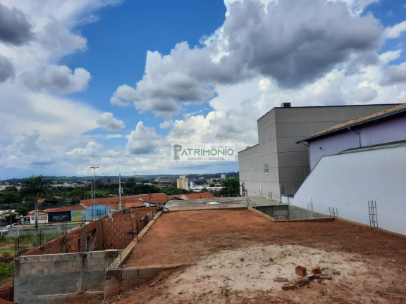 Imagem Terreno à Venda, 263 m² em Jardim Europa - Jaguariúna Imagem Terreno à Venda, 263 m² em Jardim Europa - Jaguariúna