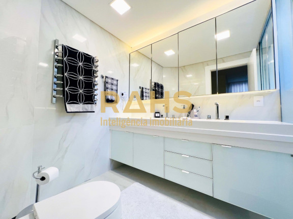Imagem Apartamento com 3 Quartos à Venda, 198 m² em Atiradores - Joinville Imagem Apartamento com 3 Quartos à Venda, 198 m² em Atiradores - Joinville