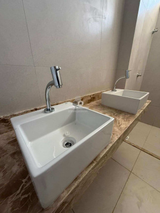 Imagem Casa com 4 Quartos à Venda, 149 m² em Centro - Eusébio Imagem Casa com 4 Quartos à Venda, 149 m² em Centro - Eusébio