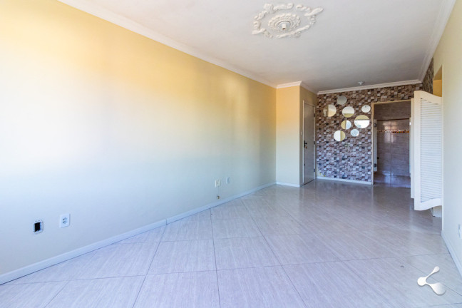 Imagem Imóvel com 2 Quartos à Venda,  em Partenon - Porto Alegre