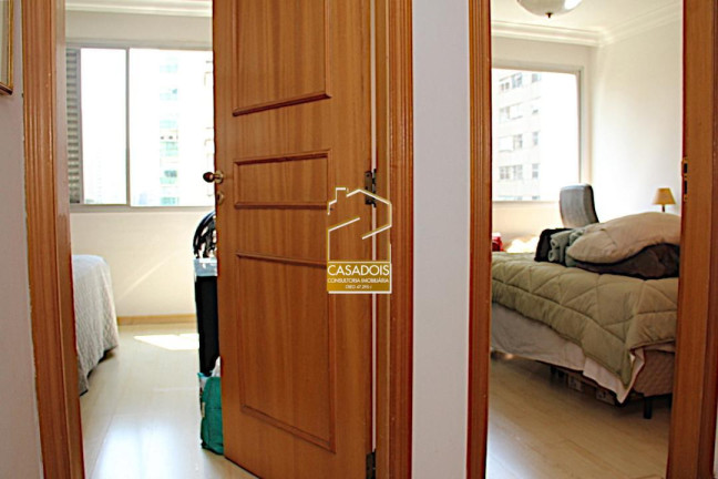 Imagem Apartamento com 3 Quartos à Venda, 125 m² em Moema - São Paulo