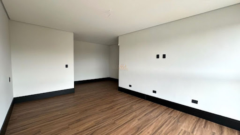Imagem Casa com 4 Quartos à Venda, 480 m² em Aruã Eco Park - Mogi Das Cruzes Imagem Casa com 4 Quartos à Venda, 480 m² em Aruã Eco Park - Mogi Das Cruzes