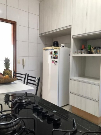 Imagem Sobrado com 3 Quartos à Venda, 144 m² em Setor Faiçalville - Goiânia