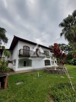 Imagem Casa com 8 Quartos à Venda, 500 m² em Pessegueiros - Teresópolis Imagem Casa com 8 Quartos à Venda, 500 m² em Pessegueiros - Teresópolis