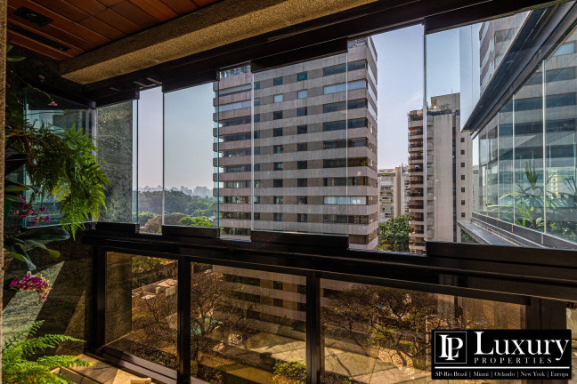 Imagem Apartamento com 4 Quartos à Venda, 431 m² em Vila Nova Conceição - São Paulo Imagem Apartamento com 4 Quartos à Venda, 431 m² em Vila Nova Conceição - São Paulo