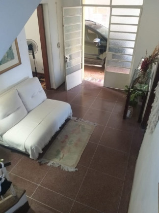 Imagem Casa com 3 Quartos para Alugar, 350 m² em Centro - Pindamonhangaba