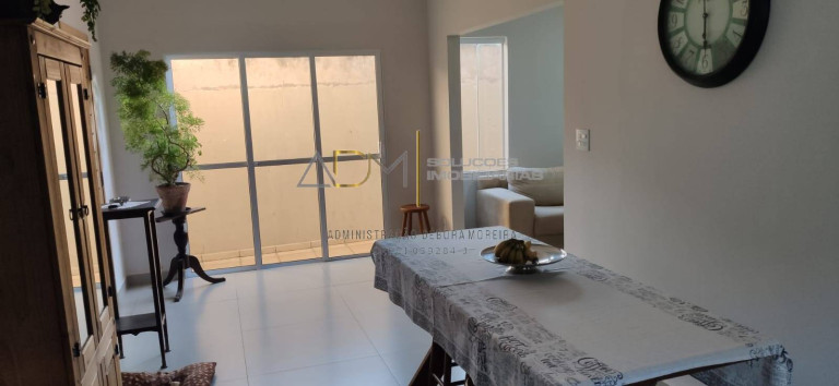 Imagem Casa com 3 Quartos à Venda, 330 m² em Jardim Flamboyant - Botucatu