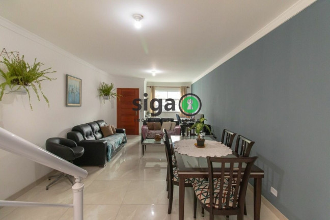 Casa com 3 Quartos à Venda, 190 m² em Vila Carrão - São Paulo