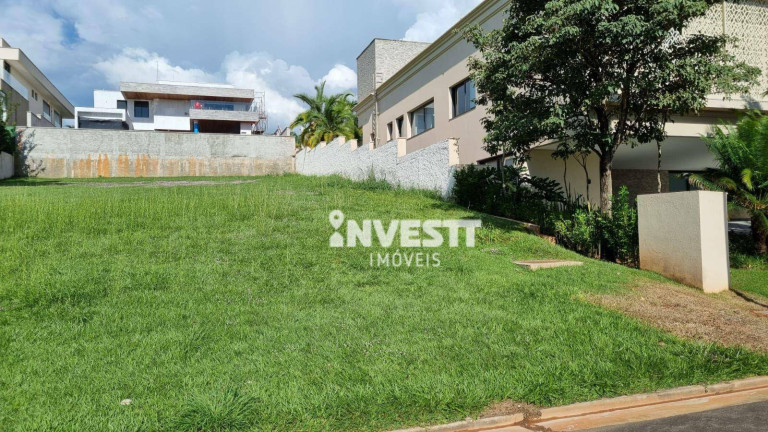 Terreno à Venda, 800 m² em Residencial Alphaville - Goiânia