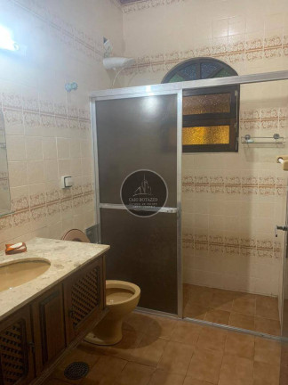 Imagem Casa com 3 Quartos à Venda, 310 m² em Centro - Mongaguá