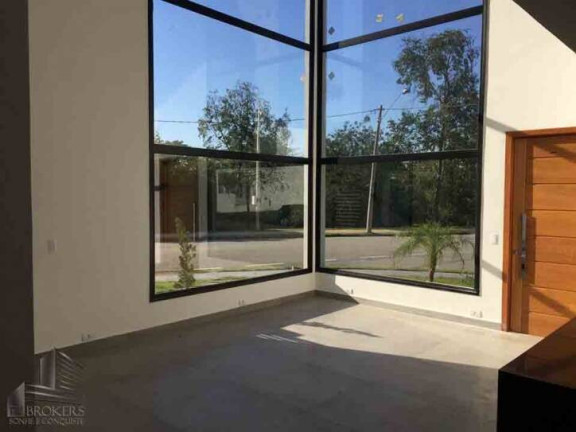 Imagem Casa de Condomínio com 3 Quartos à Venda, 230 m² em Iporanga - Sorocaba Imagem Casa de Condomínio com 3 Quartos à Venda, 230 m² em Iporanga - Sorocaba