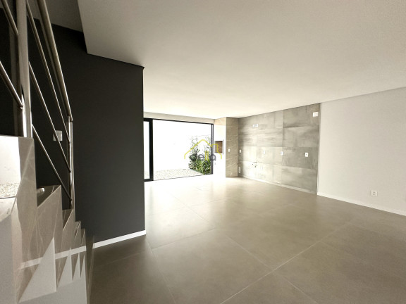 Imagem Casa com 3 Quartos à Venda, 153 m² em América - Joinville Imagem Casa com 3 Quartos à Venda, 153 m² em América - Joinville