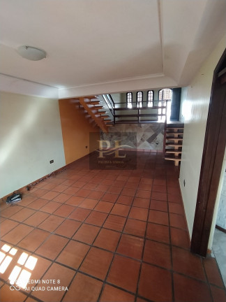 Imagem Sobrado com 4 Quartos à Venda, 296 m² em Recreio Da Borda Do Campo - Santo André