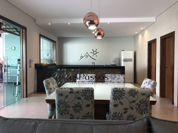 Imagem Casa com 5 Quartos à Venda, 360 m² em Nsa Aparecida - Florestal