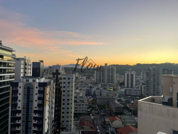 Imagem Cobertura com 3 Quartos à Venda, 352 m² em Campinas - São José