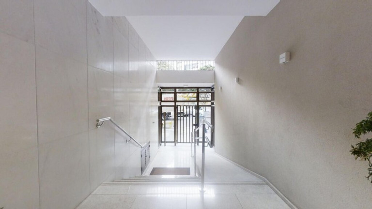 Imagem Imóvel com 3 Quartos à Venda, 105 m² em Copacabana - Rio De Janeiro Imagem Imóvel com 3 Quartos à Venda, 105 m² em Copacabana - Rio De Janeiro