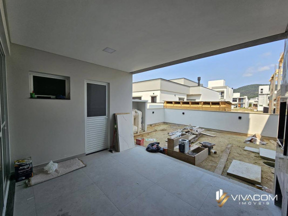 Imagem Casa com 3 Quartos à Venda, 167 m² em Deltaville - Biguaçu Imagem Casa com 3 Quartos à Venda, 167 m² em Deltaville - Biguaçu