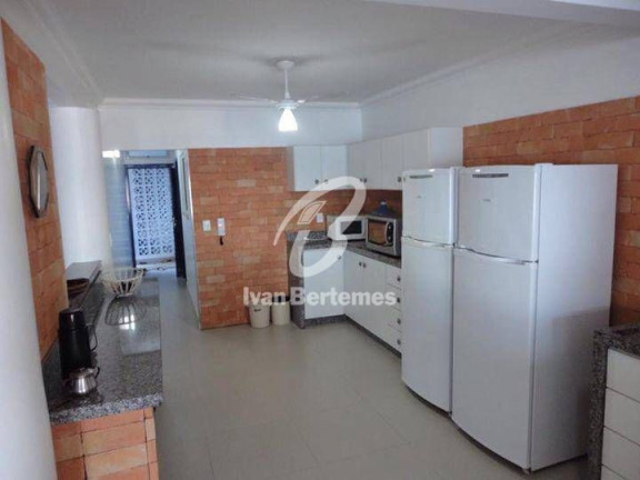 Imagem Casa com 4 Quartos para Temporada, em Canto Grande - Bombinhas Imagem Casa com 4 Quartos para Temporada, em Canto Grande - Bombinhas