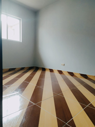 Imagem Imóvel com 3 Quartos à Venda, 134 m² em Capão Raso - Curitiba