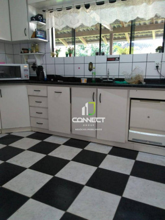 Imagem Casa com 5 Quartos à Venda, 300 m² em São Judas - Itajaí Imagem Casa com 5 Quartos à Venda, 300 m² em São Judas - Itajaí