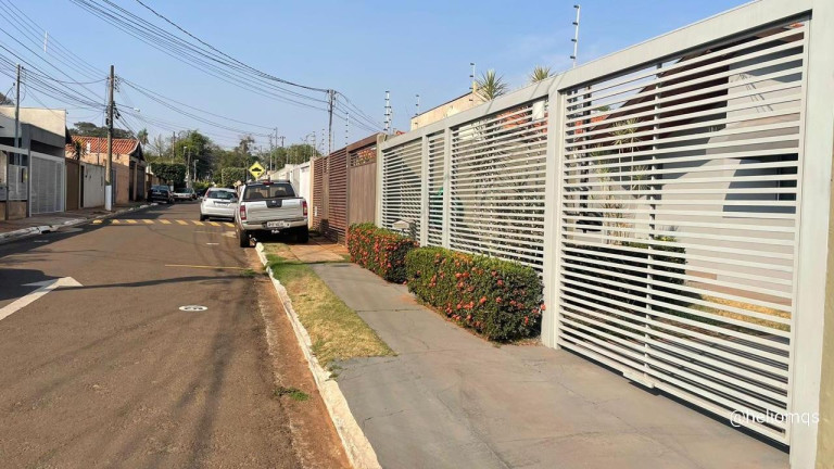 Casa de Condomínio com 2 Quartos à Venda, 75 m² em Parque Residencial Rita Vieira - Campo Grande