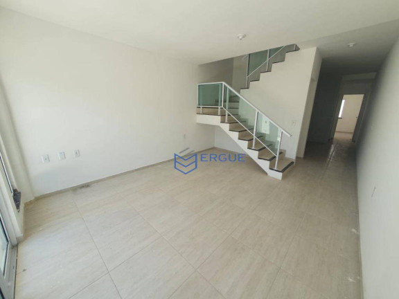 Casa com 3 Quartos à Venda, 102 m² em Prefeito José Walter - Fortaleza