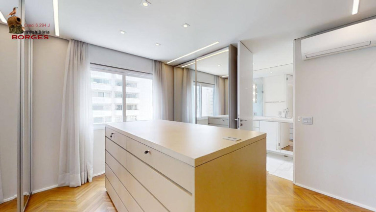 Imagem Apartamento com 2 Quartos à Venda, 226 m² em Itaim Bibi - São Paulo