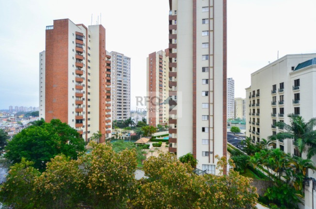 Imagem Imóvel com 3 Quartos à Venda, 226 m² em Vila Suzana - São Paulo