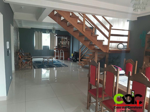 Imagem Sobrado com 3 Quartos à Venda,  em Residencial Morumbí - Poços De Caldas